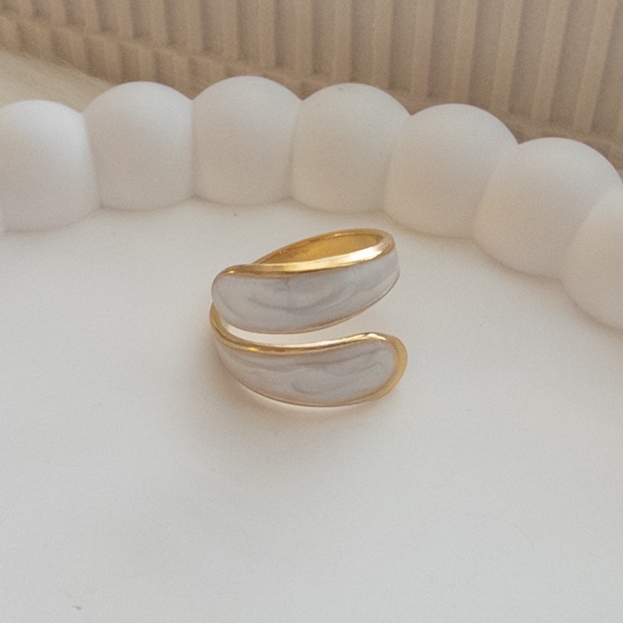 LUNA Ring
