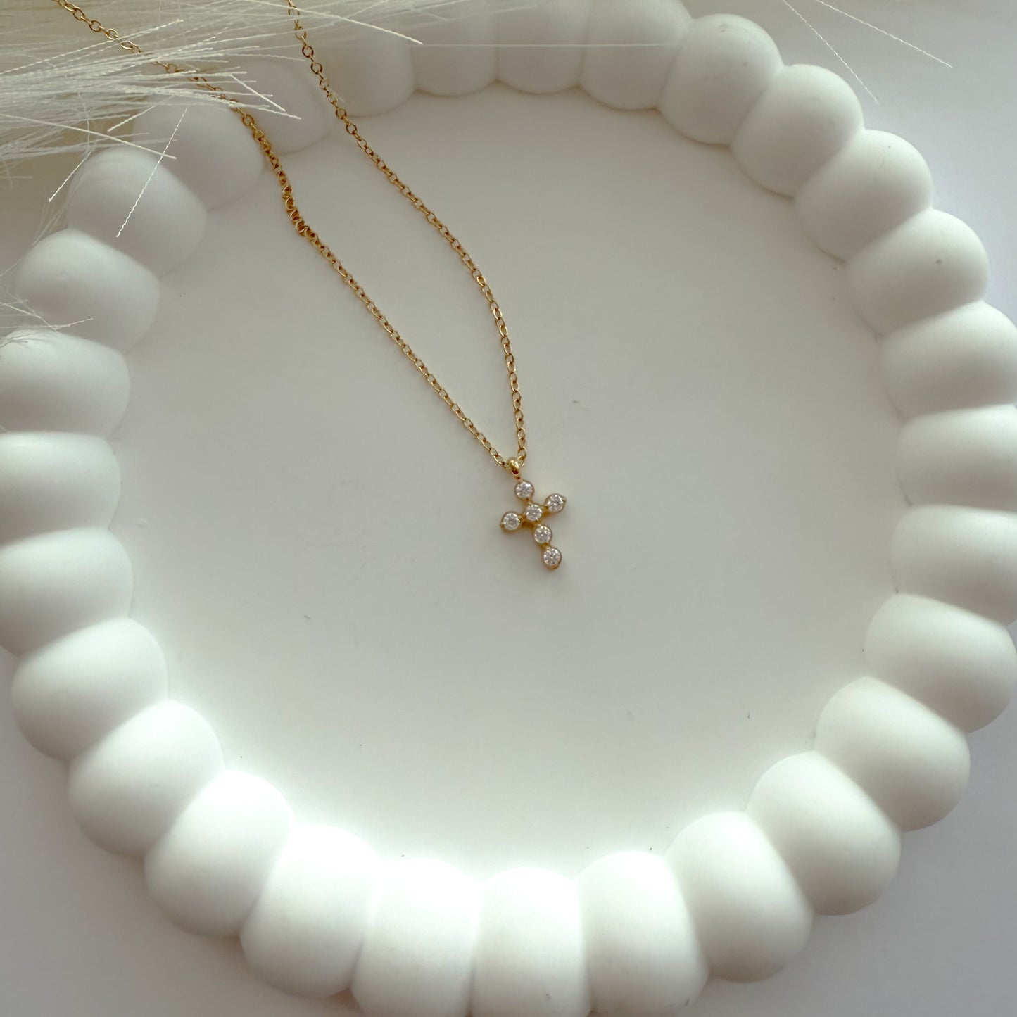LUZ DIVINA Necklace