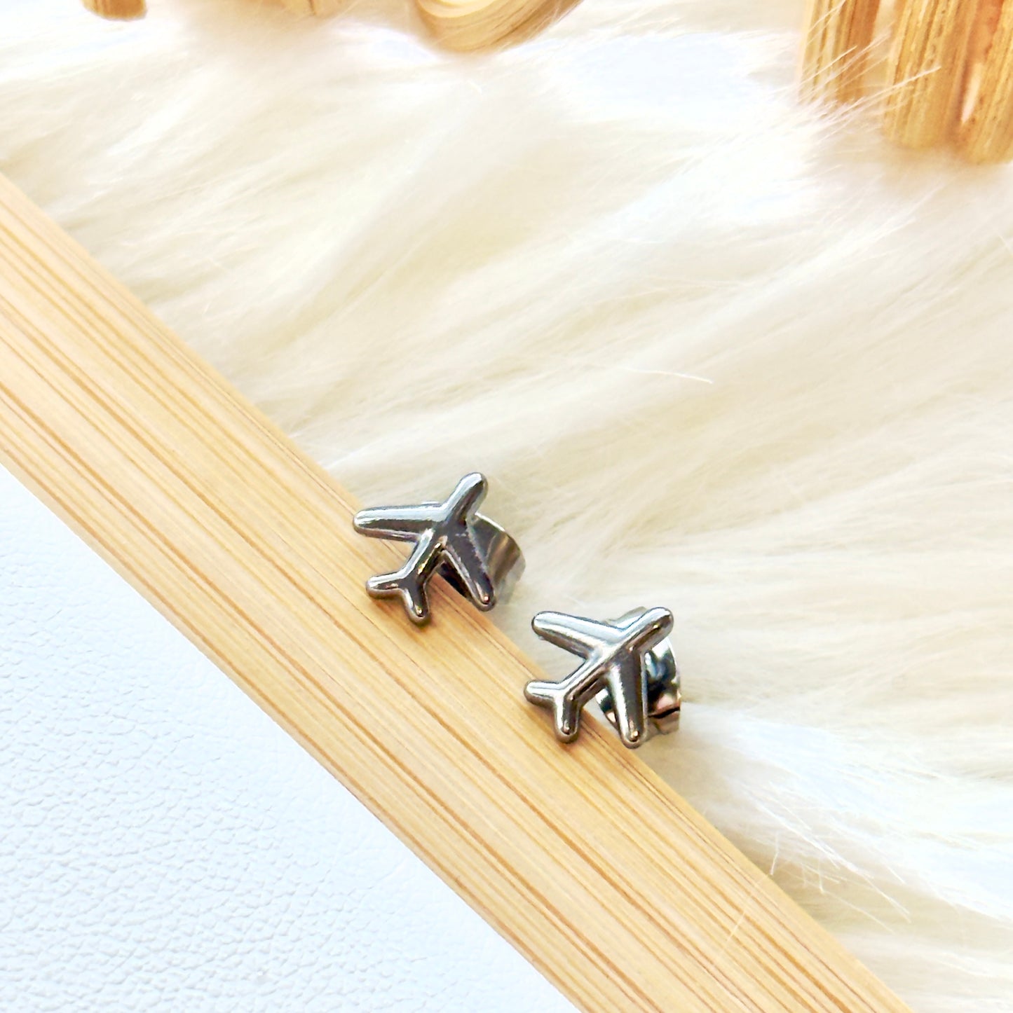 VOYAGE Hoop Earrings
