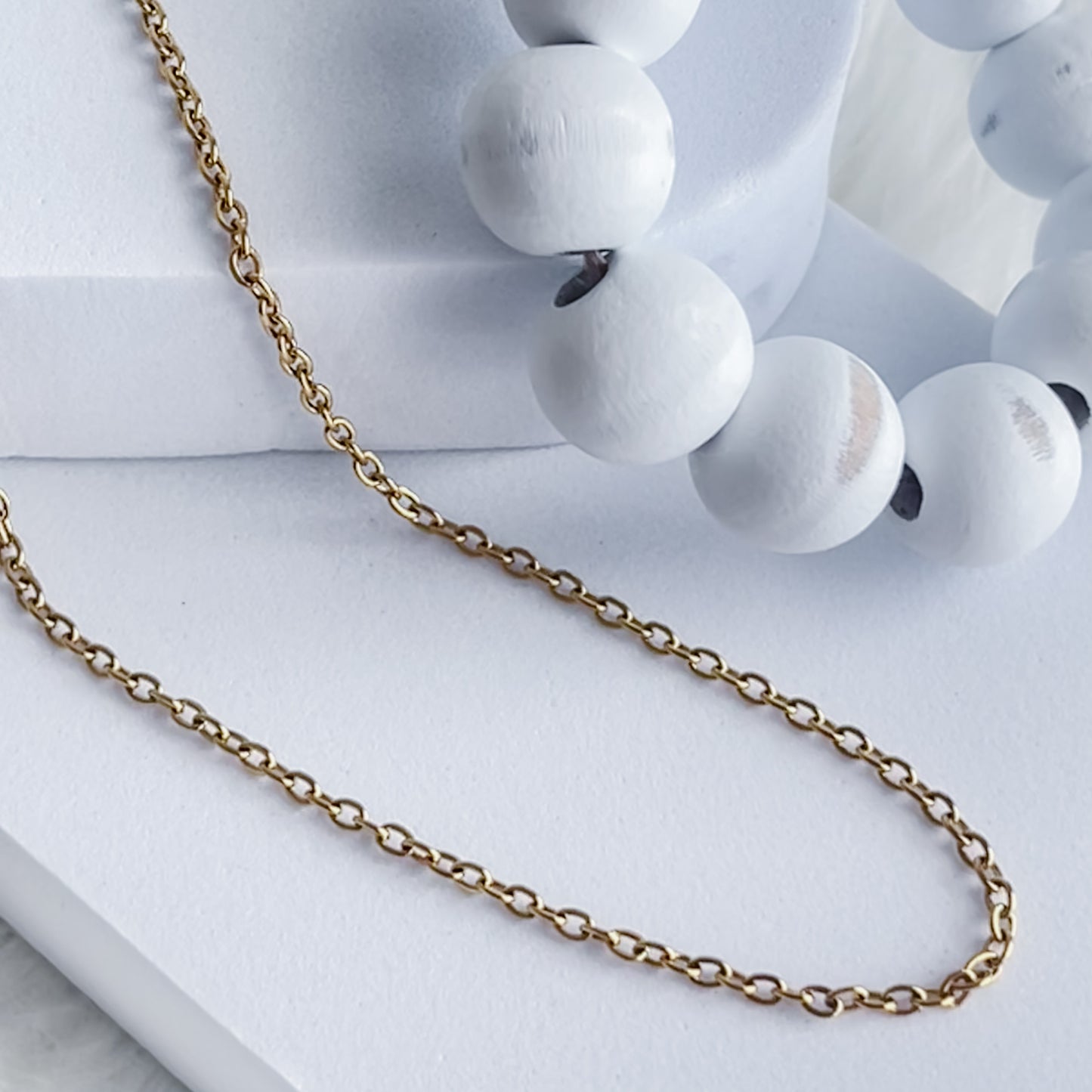 "B" Chain Base- Dainty Cable