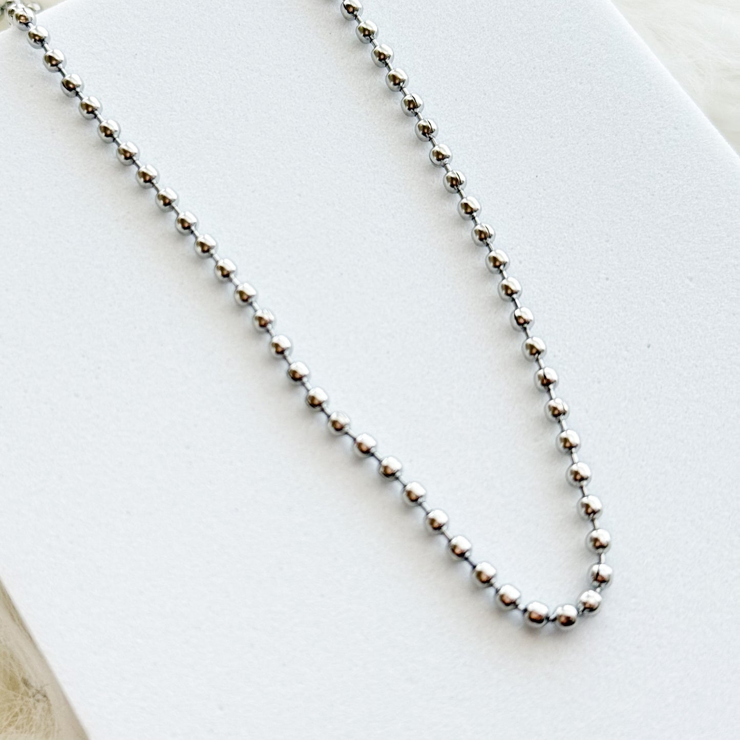 "Y" Chain Base- Ball