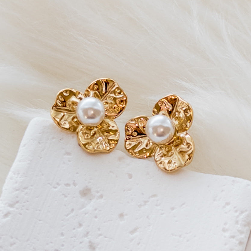 FLOR PERLADA Earrings