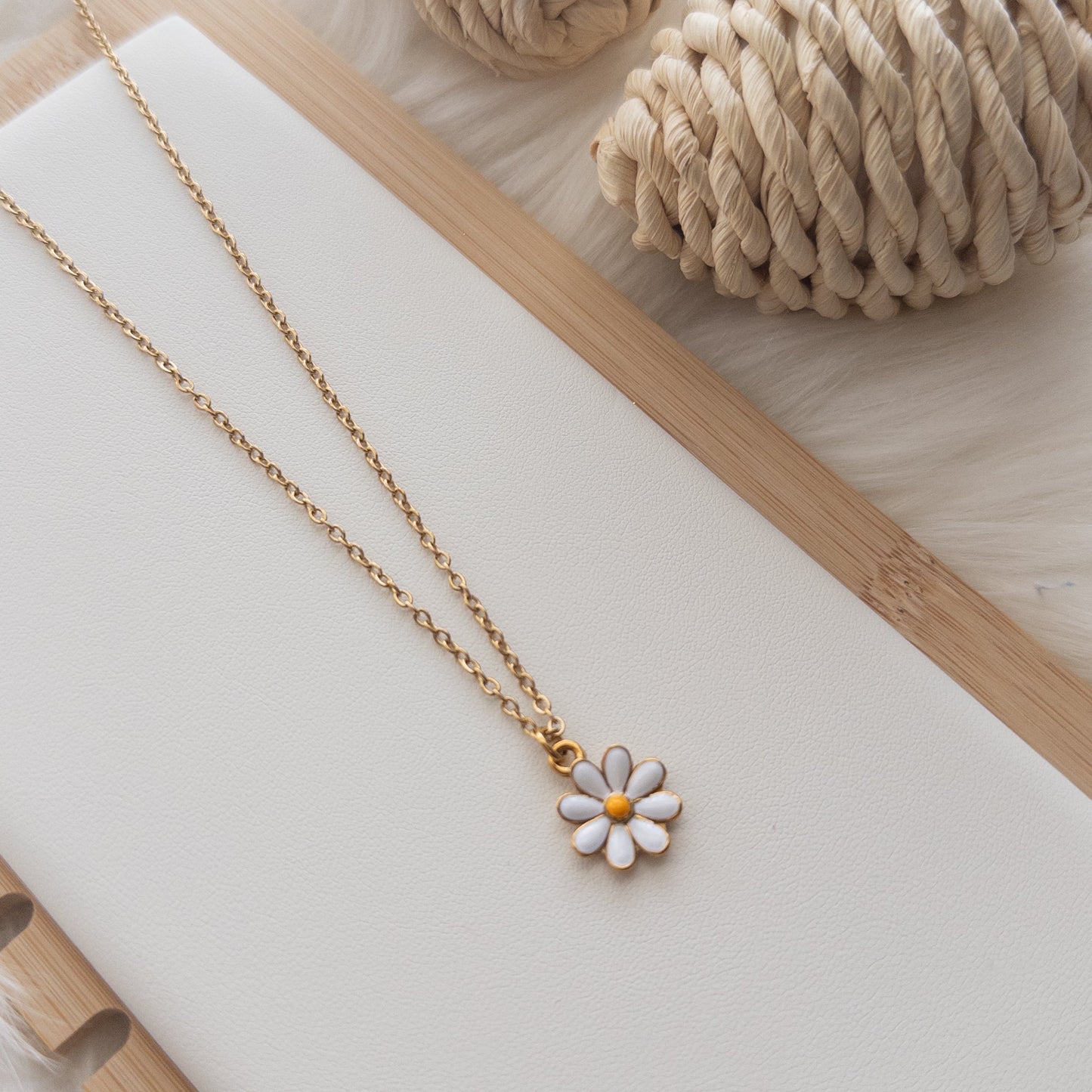 DAISY Necklace