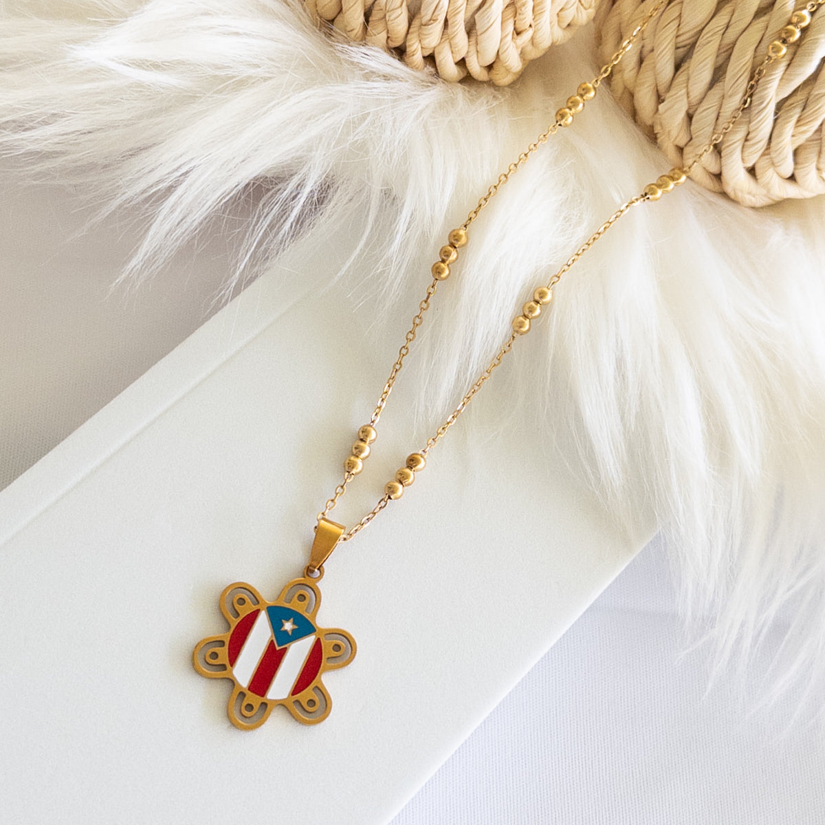 SOL DE BORIKÉN Necklace