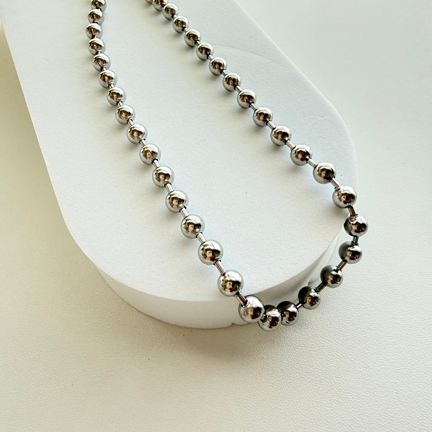 "M" Chain Base- Ball