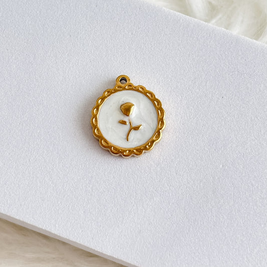 WHITE FLOWER Charm