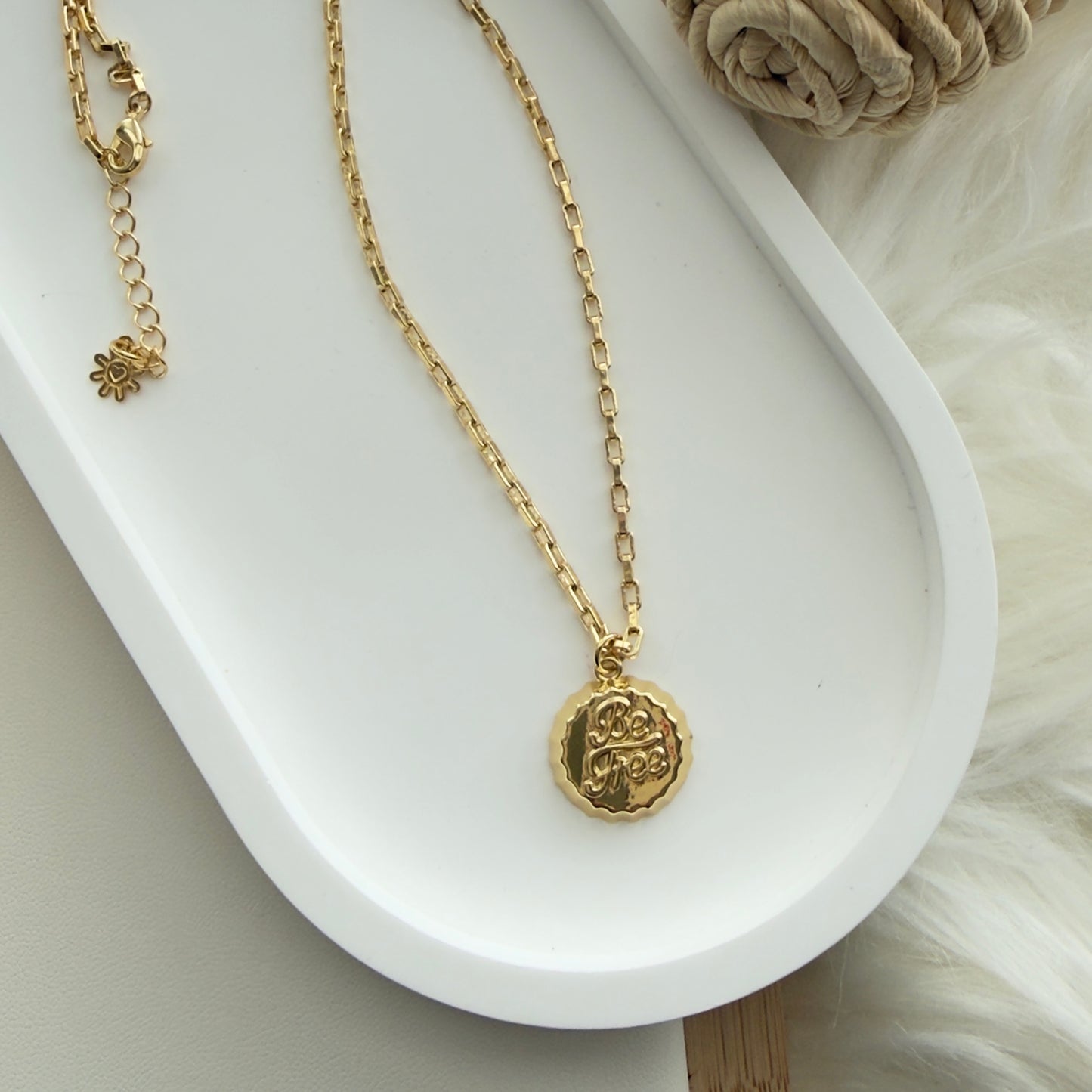 BE FREE Necklace