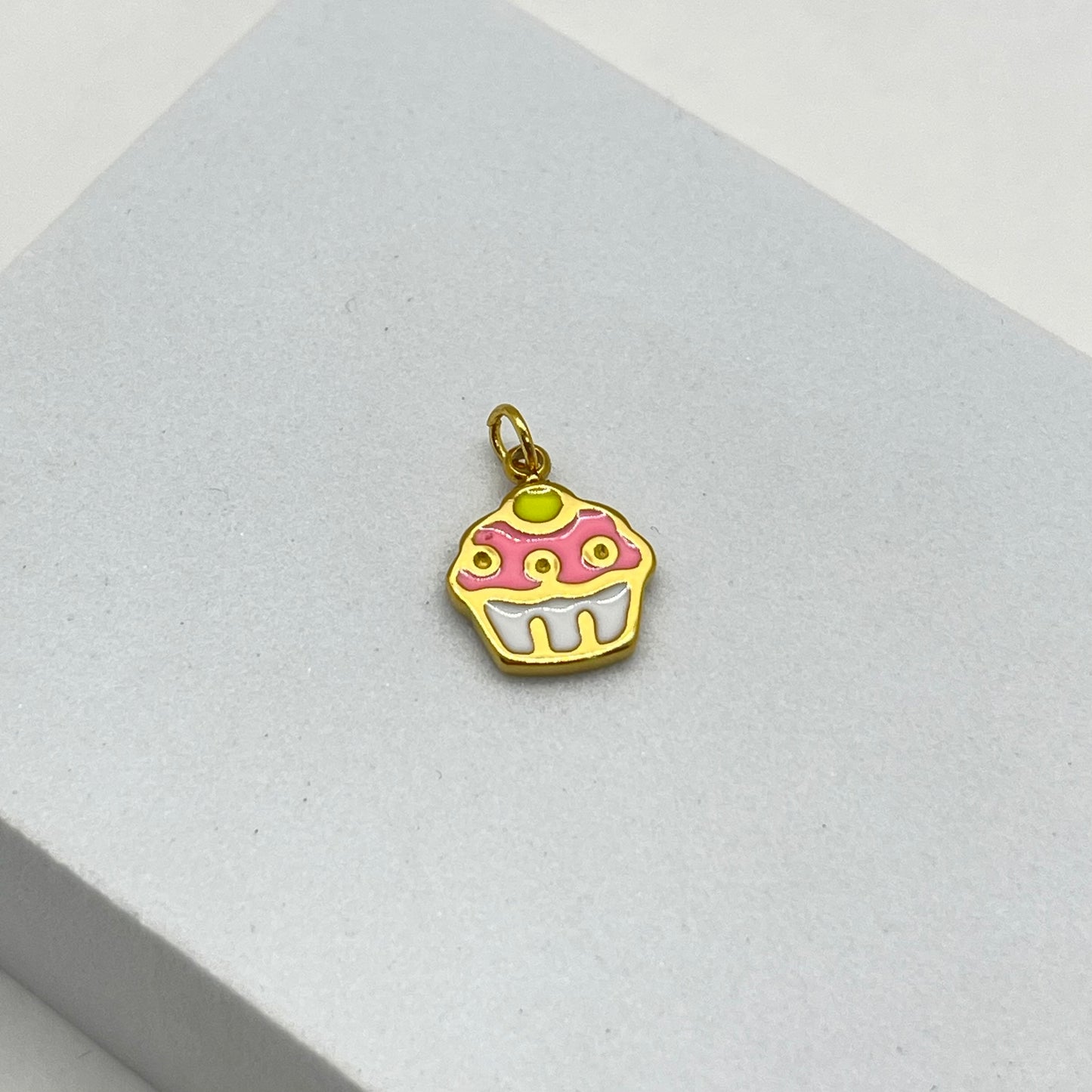 CUPCAKE Charm