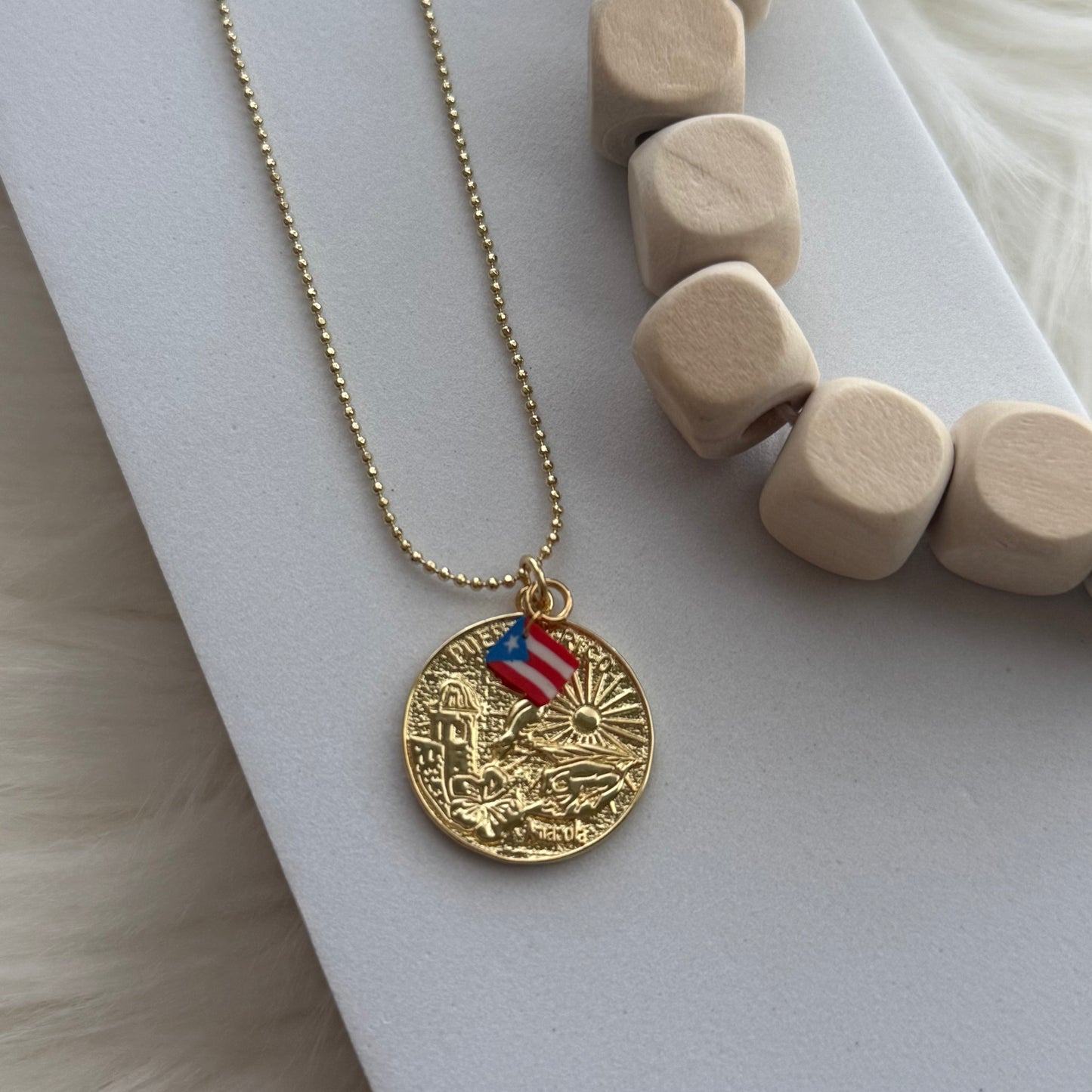ISLA DORADA Necklace